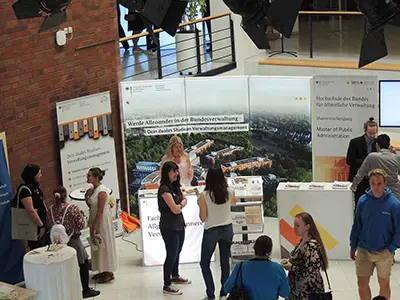 Stand des Fachbereichs Allgemeine Innere Verwaltung