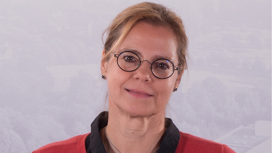Dr. Sabine Leppek